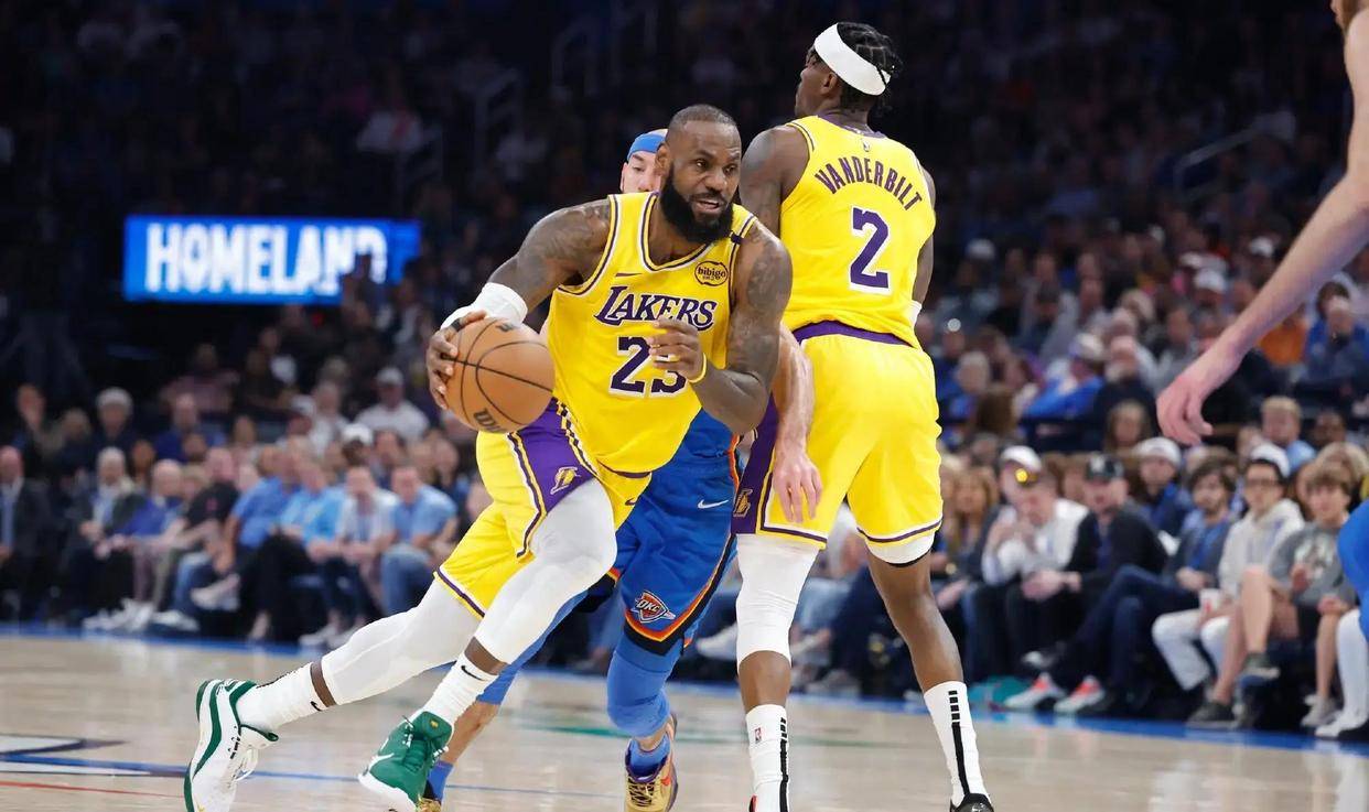 金年会登录入口-关于转折点洛杉矶湖人止住颓势；法甲今夜攻防权衡；悬念犹存；年轻球员得到机会的信息