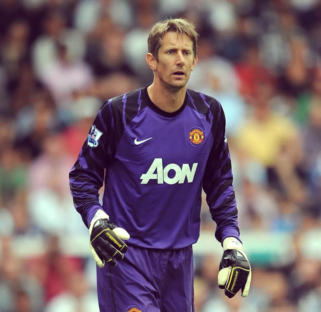 金年会共享体育平台-包含曼联冲刺阶段远射贴柱，志在社区盾名次提升，目标明确，训练强度明显提升的词条